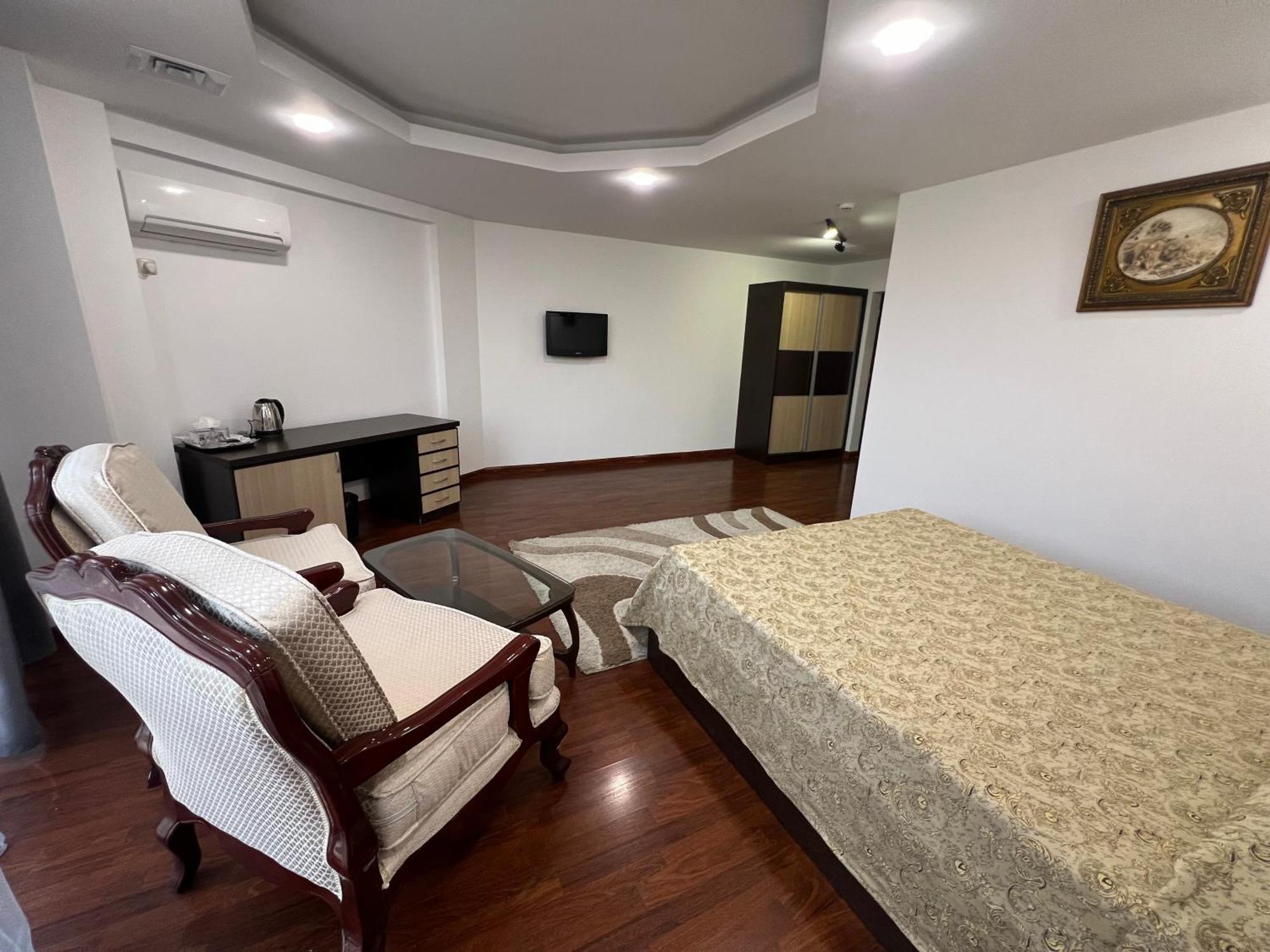 Vanatur Hotel Gyumri Esterno foto