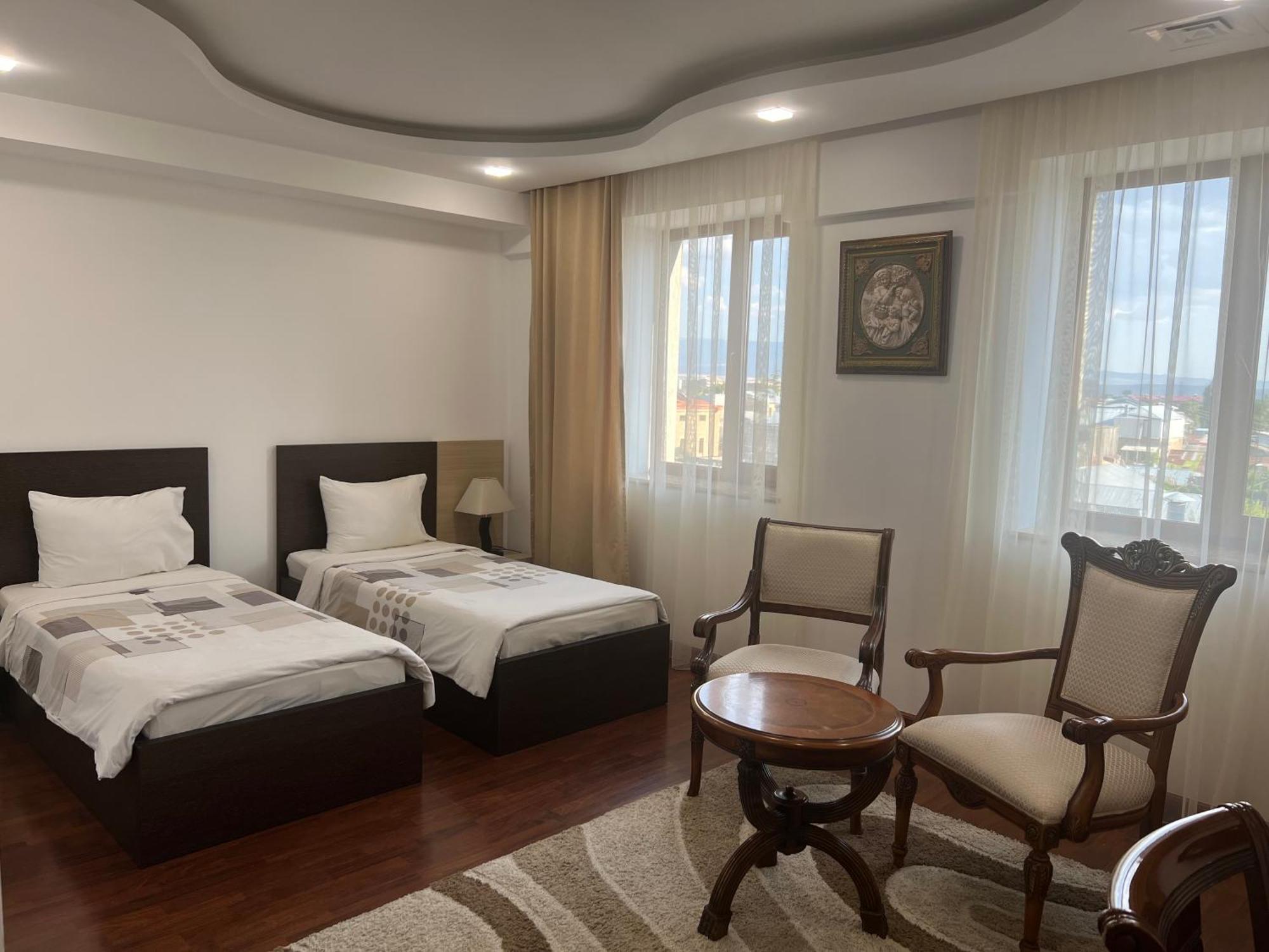 Vanatur Hotel Gyumri Esterno foto