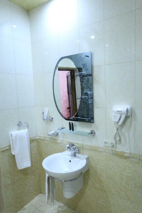 Vanatur Hotel Gyumri Esterno foto